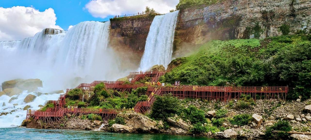 Wyndham Garden At Niagara Falls Extérieur photo